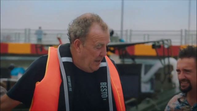 и на том ужасном разочаровании для программы "Топ Гир"... (TGT : Seamen Ending Russian Dubbed) смотреть онлайн