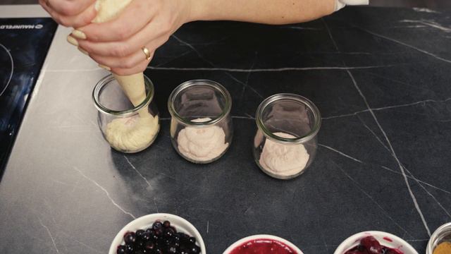 Низкокалорийный десерт “Вишенка” и напиток “Малиновый закат”| Рецепт из книги Herbalife| КулинАрт смотреть онлайн