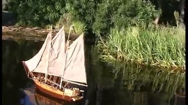 Dragon RC sailboat. Парусник модель. смотреть онлайн