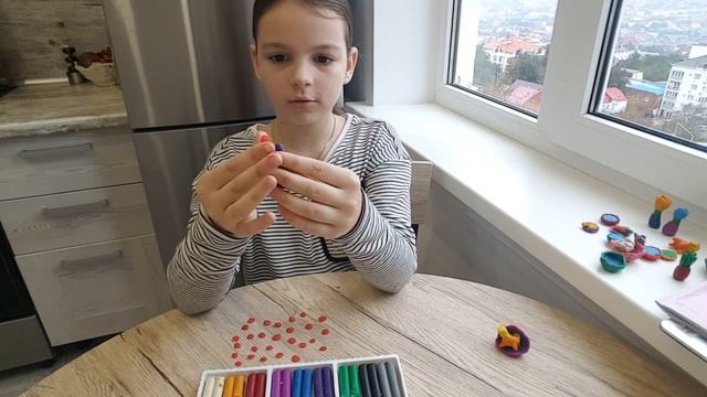 ?ЛЕПЛЮ КОТИКА ИЗ ПЛАСТИЛИНА? смотреть онлайн