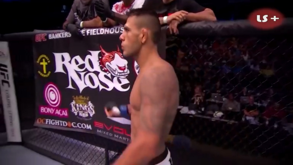 РАФАЭЛЬ ДОС АНЬОС - быстрый как удар серпом