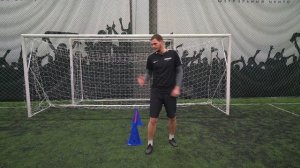 Ловля мяча низом и на средней высоте! Тренировка вратарей.