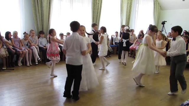 Белорусский народный танец" Воробей" смотреть онлайн