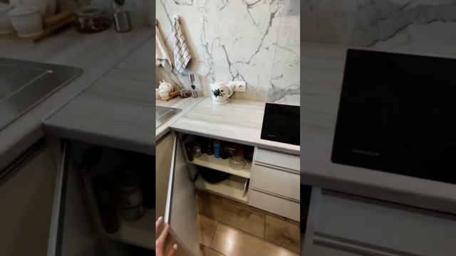 Отзыв нашего клиента о новом кухонном гарнитуре от мебельной фабрики 