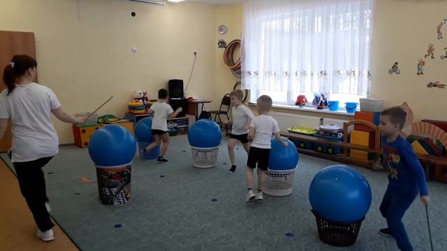 Физическое воспитание дошкольников Drums-fit, Drams-alive,  Drumming