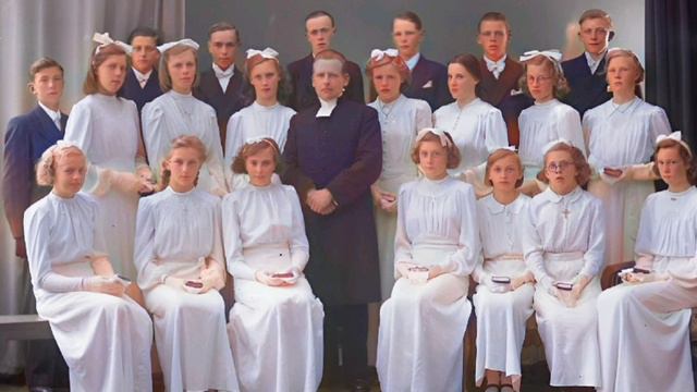 Kyrkoherde Norén Ödsmåls konfirmander Stenungsund. D. 26/5 1942NAMN смотреть онлайн