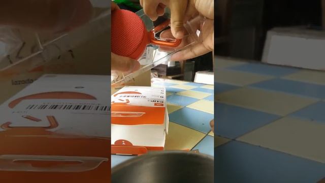 Unbox JBL Clip2 From Lazada смотреть онлайн