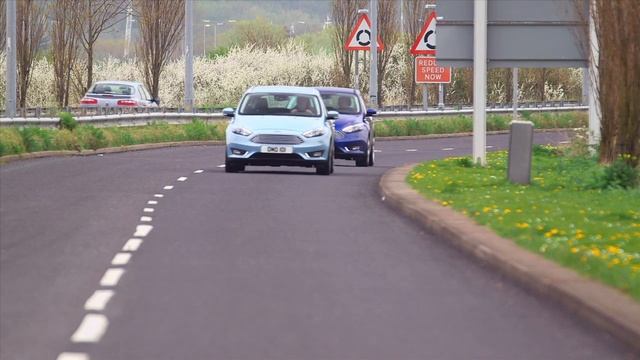 Ford Focus on Technology - Distance Alert and Indication смотреть онлайн