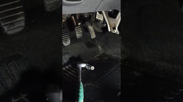 Не работал вентилятор печки на Renault Megane 2. Причина и решение проблемы. смотреть онлайн