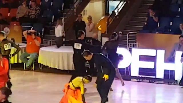 Николай Алексеев - Полина Александрычева. Ча-ча-ча. Ренессанс 2021 смотреть онлайн