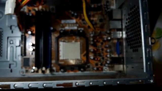 Another Ancient PC | AMD Athlon 64 Compaq PC смотреть онлайн