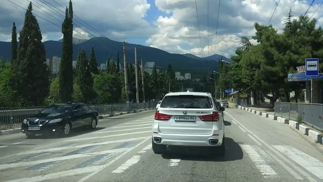 ⭕Крым 2018. Алушта.04.08. Новый поток туристов. Сезон продолжается! смотреть онлайн