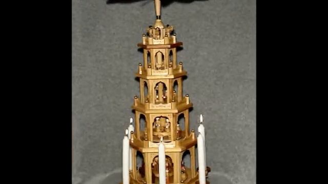 Weihnachts German 5 Tier Rotating Nativity смотреть онлайн