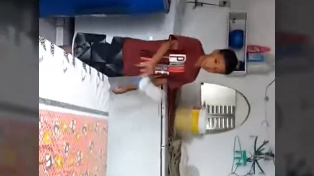 WATER BOTTLE FLIP-SEM CORTA NADA(FT.GABRIEL VIANA & RYAN MAURICIO)😜 смотреть онлайн