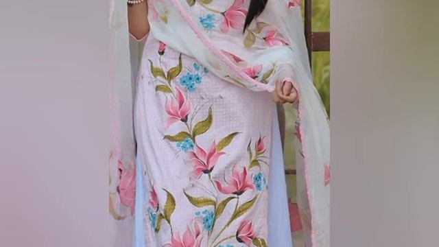 Fabric paint designing ideas l Kurti paint l GIRLS CORNER смотреть онлайн