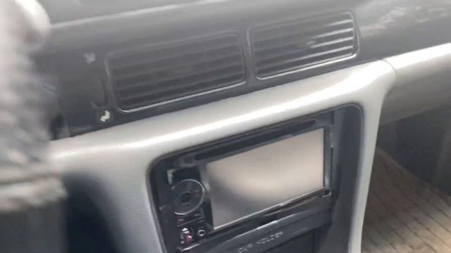 Nissan Bluebird 1993, xe cơ quan thanh lý giá 55 triệu lh 0968151999 смотреть онлайн
