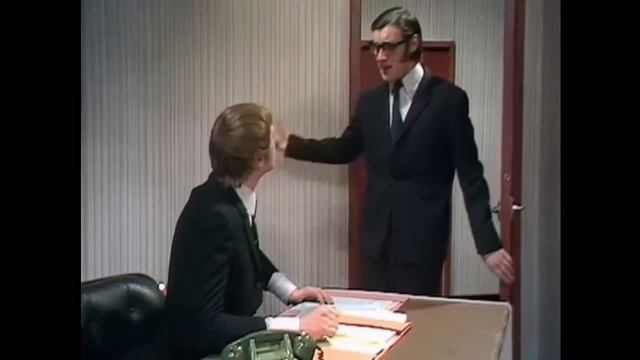 I came in here for an argument! смотреть онлайн