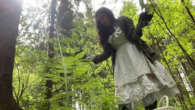 В лес за ландышами / пересаживаю ландыши из леса смотреть онлайн