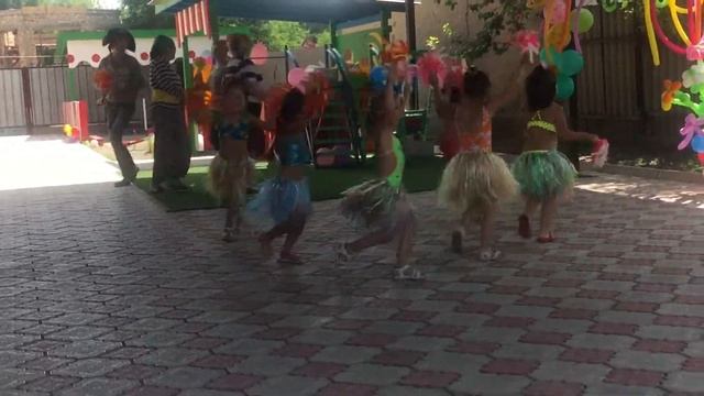 Веселые танцы смотреть онлайн