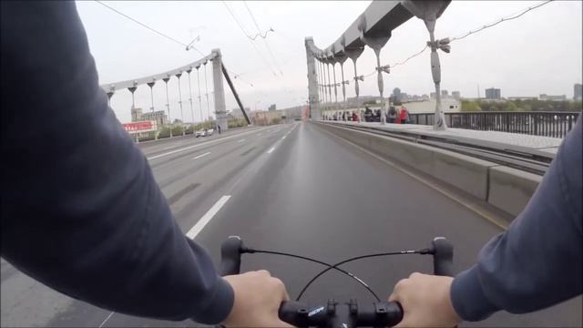По Садовому кольцу на велосипеде смотреть онлайн