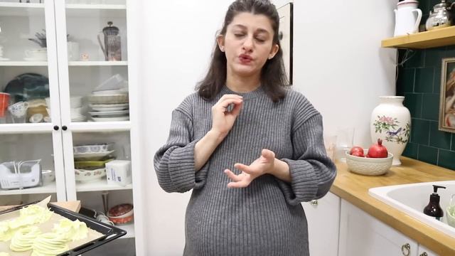 Пирожное ПАВЛОВА фисташковая БЕЗЕ