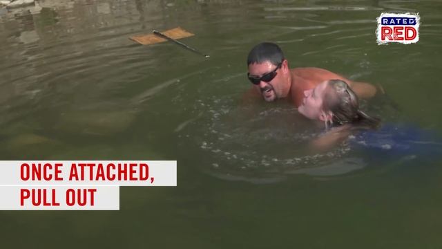 Here’s How You Catch a Catfish with Your Hands смотреть онлайн