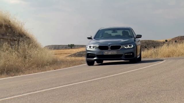BMW G30 5 Series M Sport First Video Look! смотреть онлайн