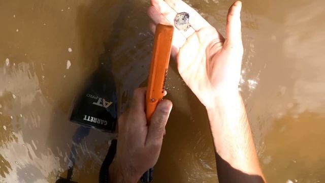 Exciting Discoveries made while River Metal Detecting for Treasure! смотреть онлайн
