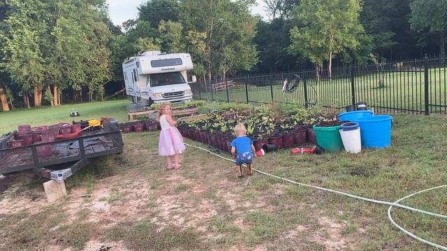 Increasing water pressure in our garden hose! смотреть онлайн