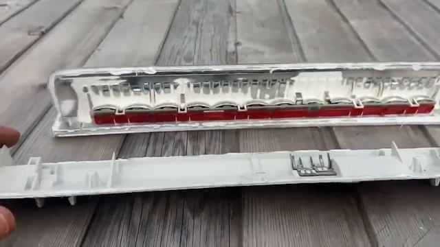 Ремонт заднего стоп сигнала Рено Лагуна 3 смотреть онлайн