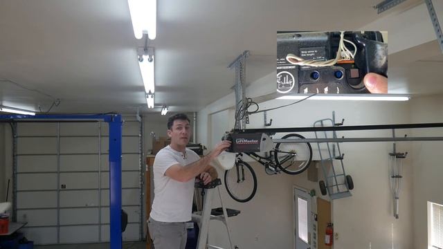 Tutorial: Adding new remotes to your garage door opener смотреть онлайн