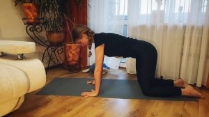 Как поставить пупок на место, если он смещён? Стретч-упражнения для пупка.