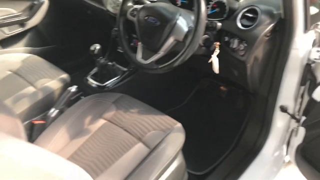 FORD FIESTA,1.0 ZETEC 3d 79 BHP смотреть онлайн