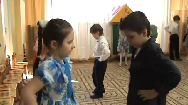 Песенка "Ритмика" в московском детсаду 1774 смотреть онлайн