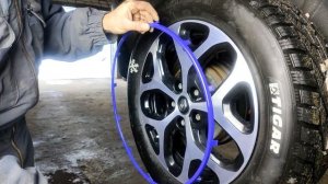 Защити свои литые диски. Устанавливаю пластиковую защиту ободов литых дисков от бардюров.