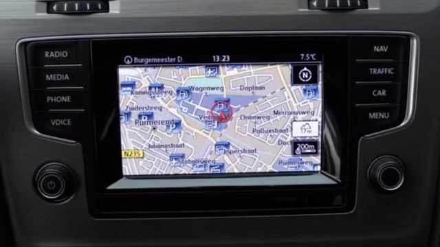 Volkswagen Golf 1.2TSI 77KW 5D COMFORTL. 7-DSG смотреть онлайн