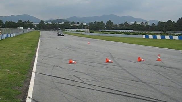 Audi Driving Experience 2008 - Slalom 1 смотреть онлайн