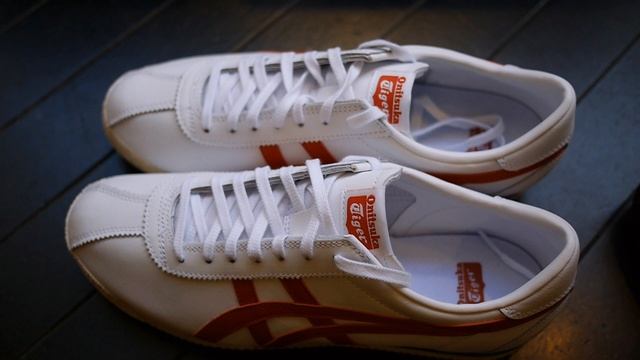 Onitsuka Tiger - Corsair Quick Look & On Feet (White + True Red) смотреть онлайн
