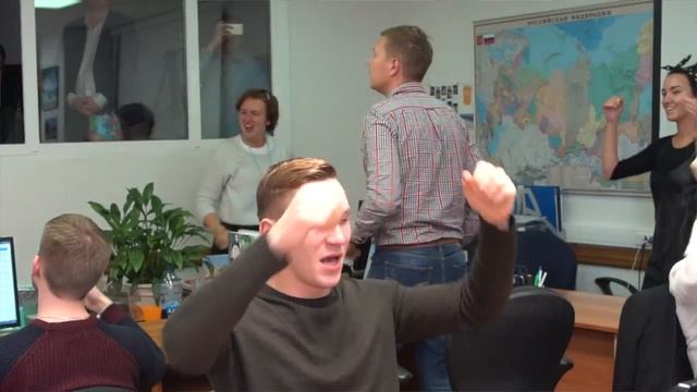 Поздравление с Днем Рождения директора Watcom group. смотреть онлайн