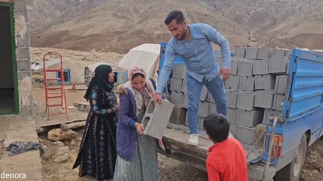 Colors Of Resilience: Painting The Nomadic House & Nemat's Artistic Journey Of Forgiveness