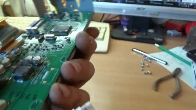 Замена CCFL лампы дисплея Mitsubishi L200