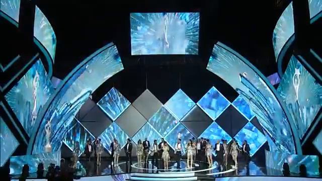 Premio soberano (momento donde Roberto Salcedo le agarra él tot@ a carolis aquino) смотреть онлайн