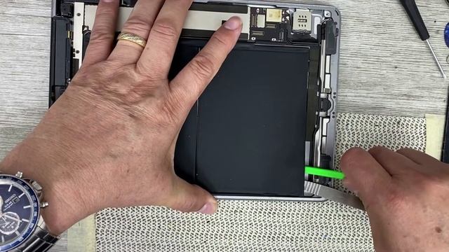 Como cambiar bateria iPad Air 1 A1474 смотреть онлайн