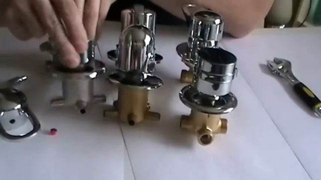 Смеситель для душевой кабины как выбрать? Как заменить картридж? смотреть онлайн