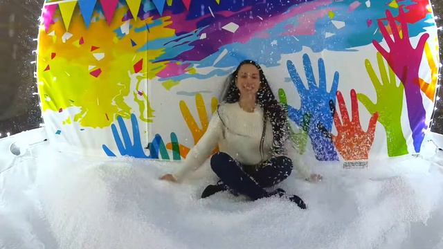 Бескаркасный Чудо-Шар | Мобильная сфера Snow Globe | С эффектом снега смотреть онлайн