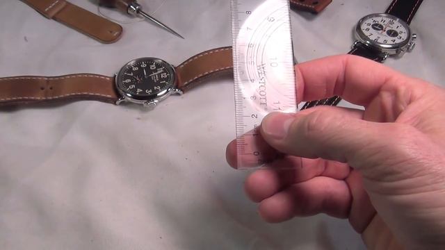 How to: Measure lug width / strap width to determine what width of strap to order. смотреть онлайн