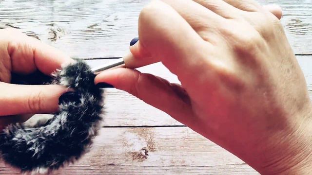 How to Crochet Faux Fur Scrunchies смотреть онлайн