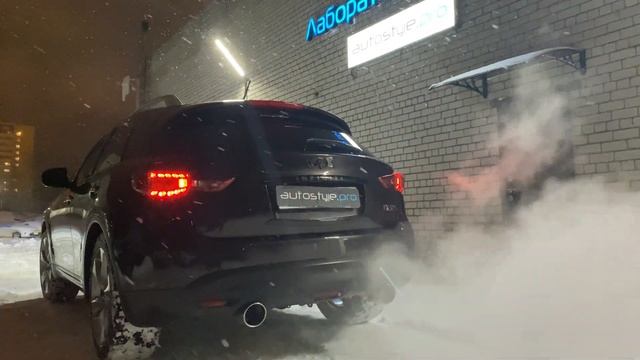 Infiniti FX37S - убрали банку и поставили насадку смотреть онлайн