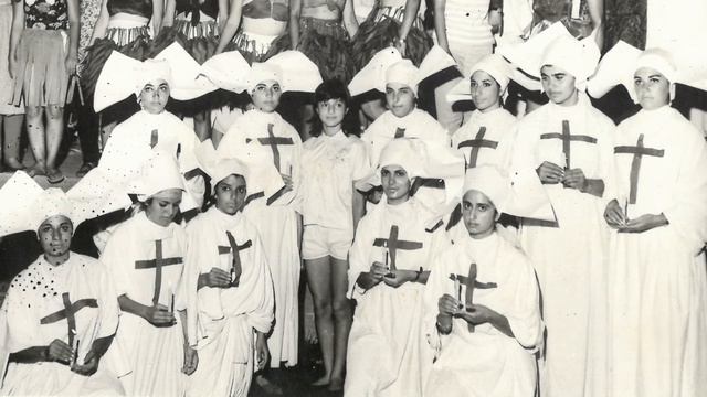 Q&A with Googoosh / پرسش و پاسخ با گوگوش смотреть онлайн