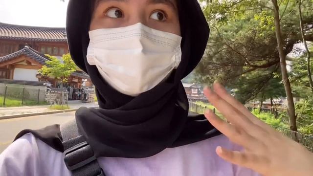 التقيتها بعد ٣ سنين ? رحنا على وادي في نص سيول !! We met after 3 year. Eunpyeong Hanok Village!! смотреть онлайн